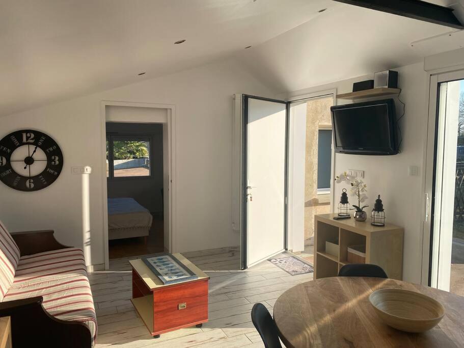 Gite Des Tuileries Monnieres  Экстерьер фото